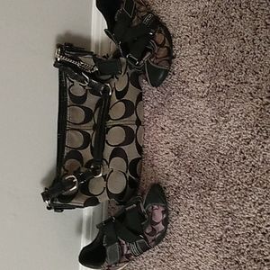 Purse & sneakers